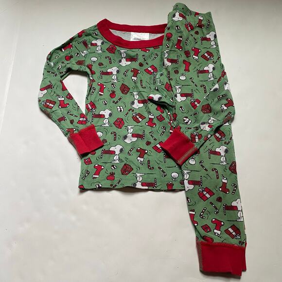 Hanna Andersson Snoopy Peanuts Christmas Long Sleeve Pajamas - Picture 1 of 5
